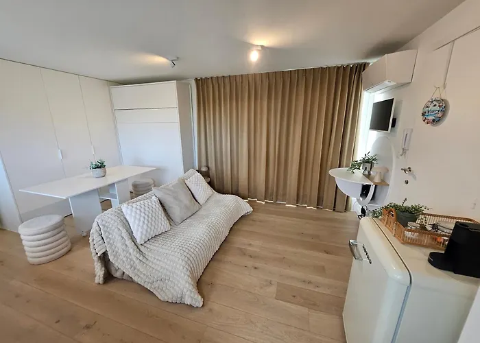 Wayqup Met Groot Terras * Ostende